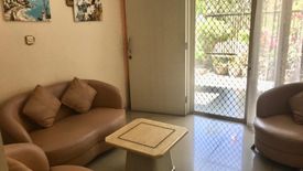 4 Bedroom House for sale in Dukuh Pakis, East Java