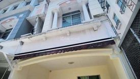 Townhouse for sale in Phlapphla, Bangkok near MRT Lat Phrao 83