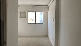 Condo for sale in San Roque, Metro Manila near LRT-2 Anonas