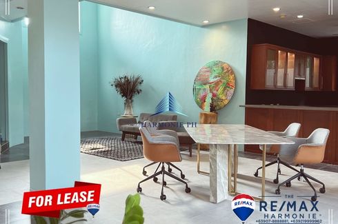 5 Bedroom House for rent in Western Bicutan, Metro Manila