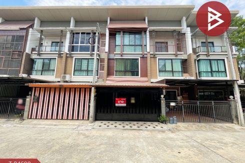 3 Bedroom Townhouse for sale in Nong Pak Long, Nakhon Pathom