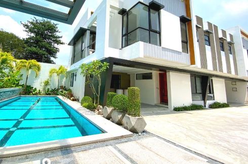 3 Bedroom Townhouse for sale in Bagong Lipunan Ng Crame, Metro Manila near MRT-3 Araneta Center-Cubao