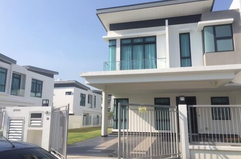 4 Bedroom House for sale in Rawang, Selangor