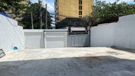 Commercial for sale in Highway Hills, Metro Manila near MRT-3 Boni