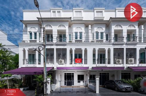 4 Bedroom Townhouse for sale in Bang Chak, Bangkok