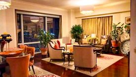 3 Bedroom Condo for sale in San Lorenzo, Metro Manila near MRT-3 Ayala