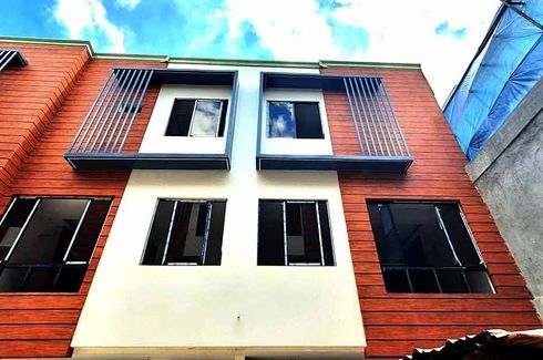 3 Bedroom House for sale in Commonwealth, Metro Manila