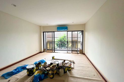 5 Bedroom House for Sale or Rent in Matandang Balara, Metro Manila