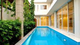 4 Bedroom House for rent in Khlong Tan Nuea, Bangkok