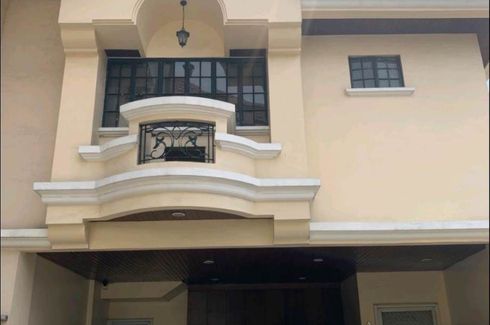 4 Bedroom Townhouse for sale in Little Baguio, Metro Manila