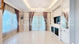 3 Bedroom House for sale in Lam Pla Thio, Bangkok