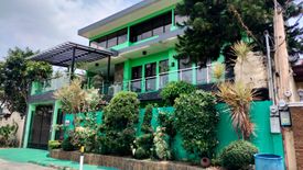 7 Bedroom House for sale in Pasong Tamo, Metro Manila