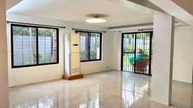 6 Bedroom House for rent in Dasmariñas North, Metro Manila near MRT-3 Magallanes