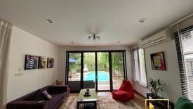 4 Bedroom House for rent in Phra Khanong Nuea, Bangkok