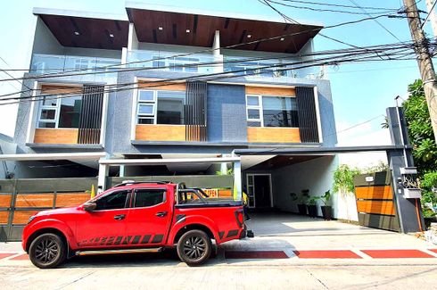 6 Bedroom House for sale in Tandang Sora, Metro Manila