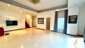 3 Bedroom Condo for rent in Baan Ananda, Khlong Tan Nuea, Bangkok near BTS Thong Lo