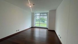 3 Bedroom Condo for sale in Two Roxas Triangle, Urdaneta, Metro Manila near MRT-3 Buendia