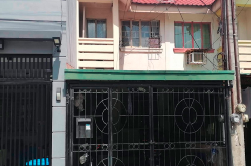 Townhouse for sale in Pamplona Dos, Metro Manila