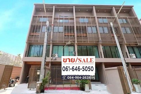 3 Bedroom Townhouse for sale in Bang Talat, Nonthaburi