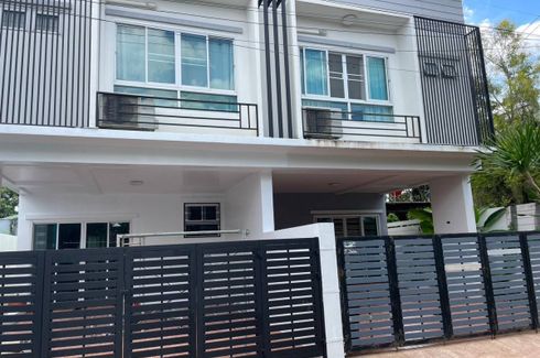 3 Bedroom Townhouse for rent in Suthep, Chiang Mai