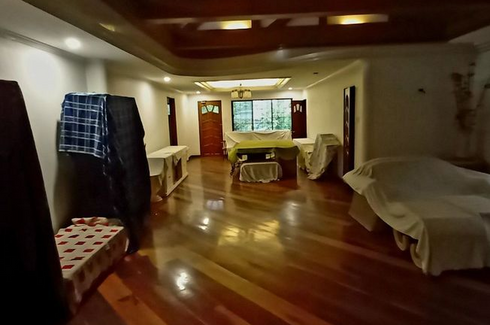 3 Bedroom House for rent in Kapitolyo, Metro Manila