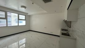 1 Bedroom Condo for sale in Tambo, Metro Manila