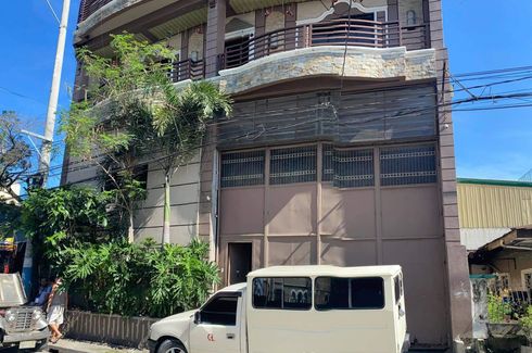 Warehouse / Factory for sale in Santa Mesa, Metro Manila near LRT-2 V. Mapa
