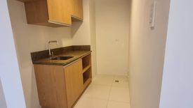 Condo for Sale or Rent in Cembo, Metro Manila near MRT-3 Guadalupe