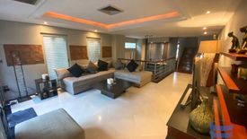 4 Bedroom Townhouse for sale in Villa 49 Townhouse, Khlong Tan Nuea, Bangkok near BTS Thong Lo