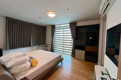 2 Bedroom Condo for sale in Park Terraces, San Lorenzo, Metro Manila near MRT-3 Ayala