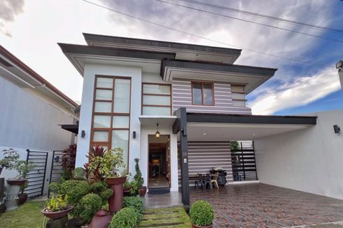4 Bedroom House for sale in Loma, Laguna