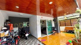 3 Bedroom Townhouse for sale in Bang Hua Suea, Samut Prakan