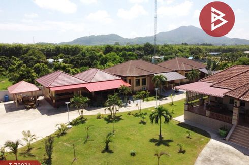7 Bedroom House for sale in Klaeng, Rayong