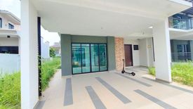5 Bedroom House for sale in Kampung Baru Nilai, Negeri Sembilan