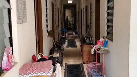 Rumah dijual dengan 50 kamar tidur di Tomang, Jakarta