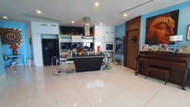 3 Bedroom Condo for sale in Na Kluea, Chonburi