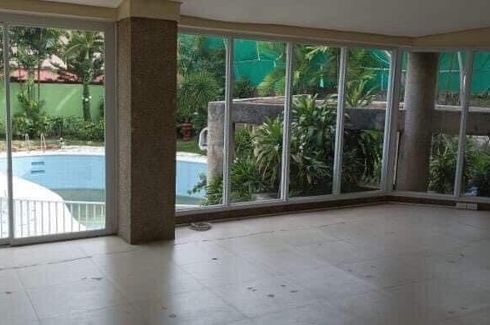 6 Bedroom House for rent in Forbes Park North, Metro Manila near MRT-3 Buendia