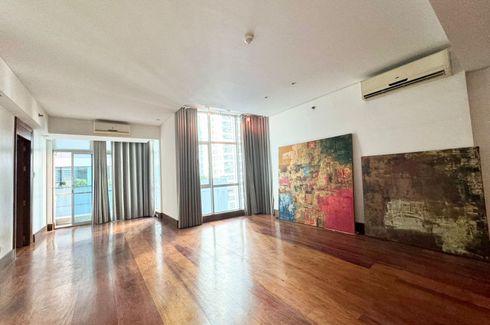 3 Bedroom Condo for sale in Sapphire Residences, BGC, Metro Manila