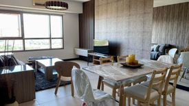 2 Bedroom Condo for sale in San Lorenzo, Metro Manila near MRT-3 Ayala