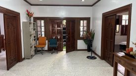 5 Bedroom House for sale in Magallanes, Metro Manila near MRT-3 Magallanes