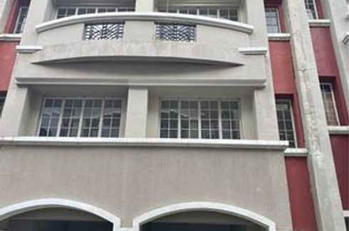 2 Bedroom Townhouse for rent in Kalusugan, Metro Manila