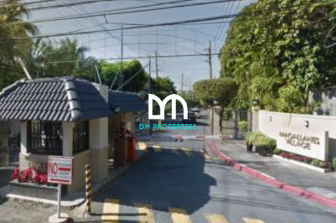 House for sale in Magallanes, Metro Manila near MRT-3 Magallanes