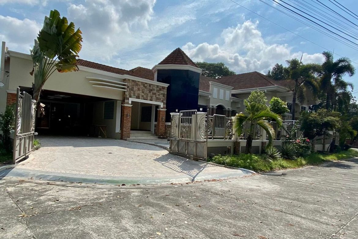 BIG LUXURY HOUSE FOR SALE/RENT IN ANGELES CITY PAMPANGA 📌 House for