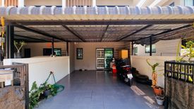 3 Bedroom Townhouse for sale in Surasak, Chonburi