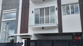 7 Bedroom House for sale in Caniogan, Metro Manila