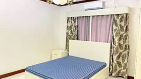 5 Bedroom House for Sale or Rent in Moonwalk, Metro Manila