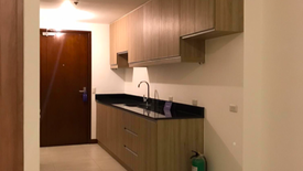 Condo for sale in The Royalton, Oranbo, Metro Manila