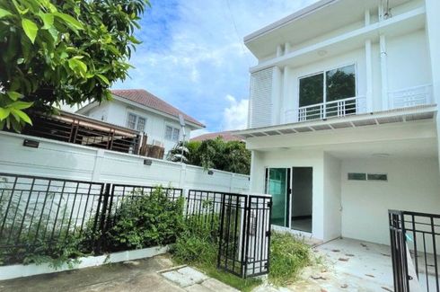 3 Bedroom Townhouse for sale in Pruksa Town Nexts Ramindra-Wongwaen, Bang Chan, Bangkok