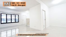 3 Bedroom Townhouse for sale in Suan Luang, Bangkok near MRT Khlong Kalantan