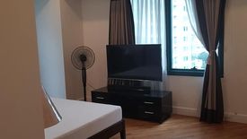 2 Bedroom Condo for rent in Urdaneta, Metro Manila near MRT-3 Ayala